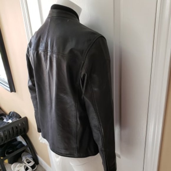 Kenneth Cole  Men's Medium Sized Leather Jacket - Picture 5 of 9